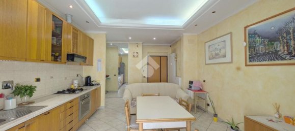 3 rooms Apartment in Ciampino, Italy No. 280004 6