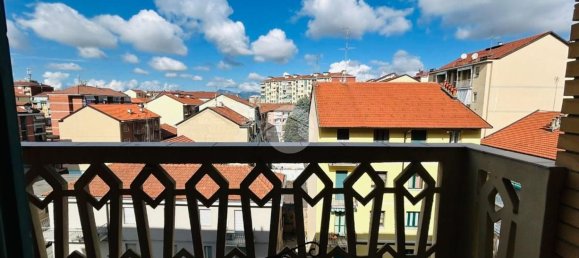 2 Schlafzimmer Wohnung in Turin, Italy, Nr. 316695 16