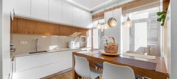 5 bedrooms House in Porto, Portugal No. 110250 3