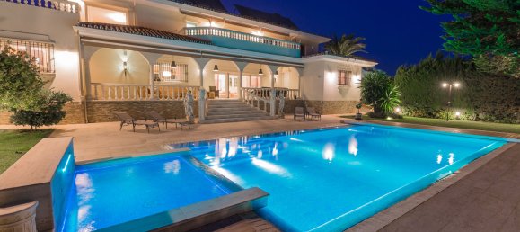7 bedrooms Villa in Benalmadena, Spain No. 79646 12