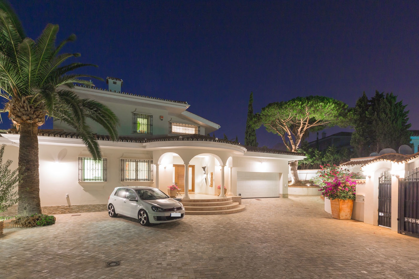 7 bedrooms Villa in Benalmadena, Spain No. 79646