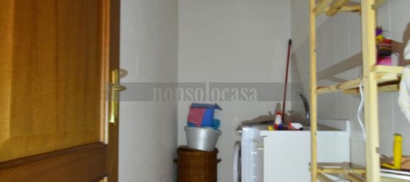 5-salle Appartement à Perugia, Italy No. 43436 28