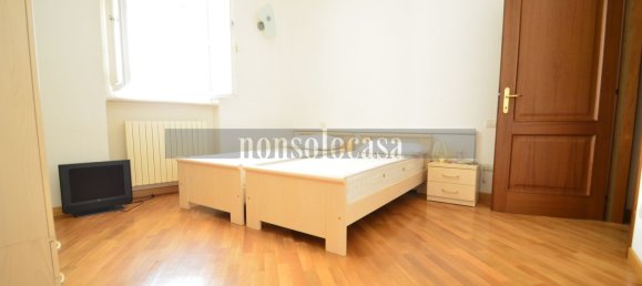 5-salle Appartement à Perugia, Italy No. 43436 19