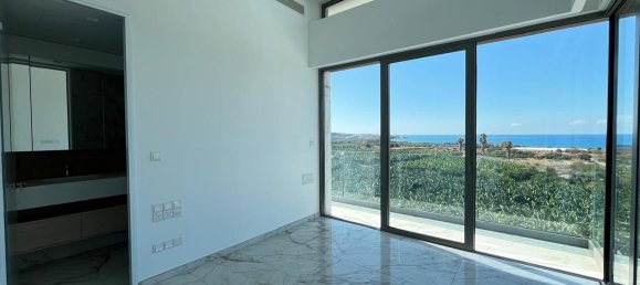 7 bedrooms Villa in Pegeia, Cyprus No. 23219 23