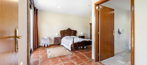 5 bedrooms House in Rendufe, Portugal No. 35722 3