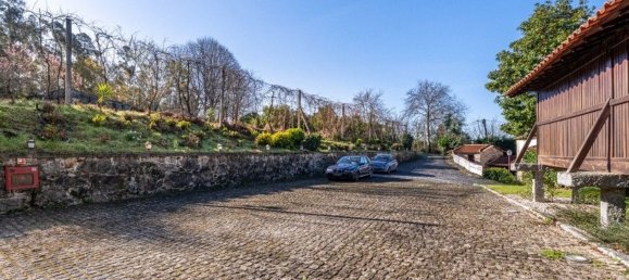 5 bedrooms House in Rendufe, Portugal No. 35722 37