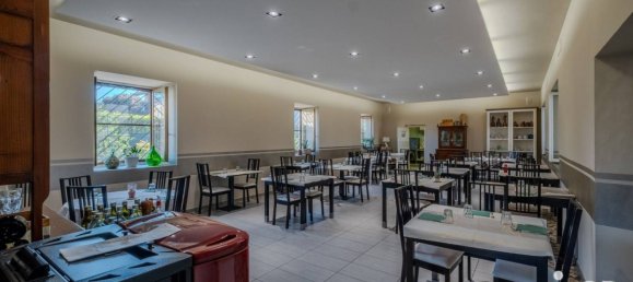 4-Zimmer Gewerbliche Immobilie in Bassano Bresciano, Italy, Nr. 360242 20