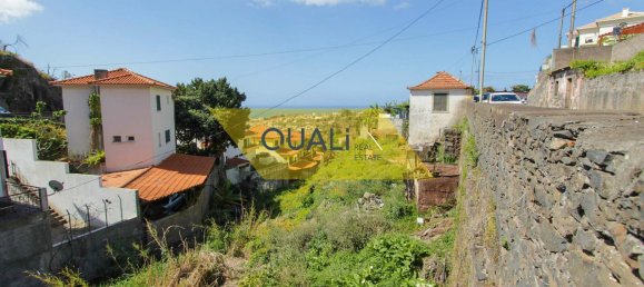 2 bedrooms House in Funchal, Portugal No. 90007 4