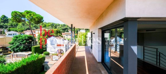 6 Schlafzimmer Haus in Sant Cugat Del Valles, Spain, Nr. 27535 19