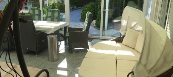 Бунгало с 4 спальнями в Швайнфурт, Германия № 320605 4