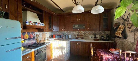 6 rooms Apartment in Viterbo, Italy No. 308920 22