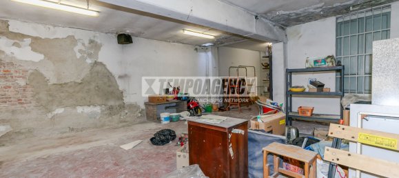 2 Schlafzimmer Wohnung in Cormano, Italy, Nr. 361504 34