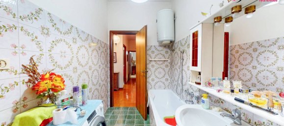 Квартира с 2 спальнями в Рим, Италия № 343372 16