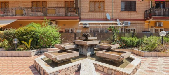 Квартира с 2 спальнями в Рим, Италия № 343372 2