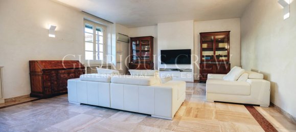 Apartamento de 3 dormitorios en Brescia, Italy No. 266200 2