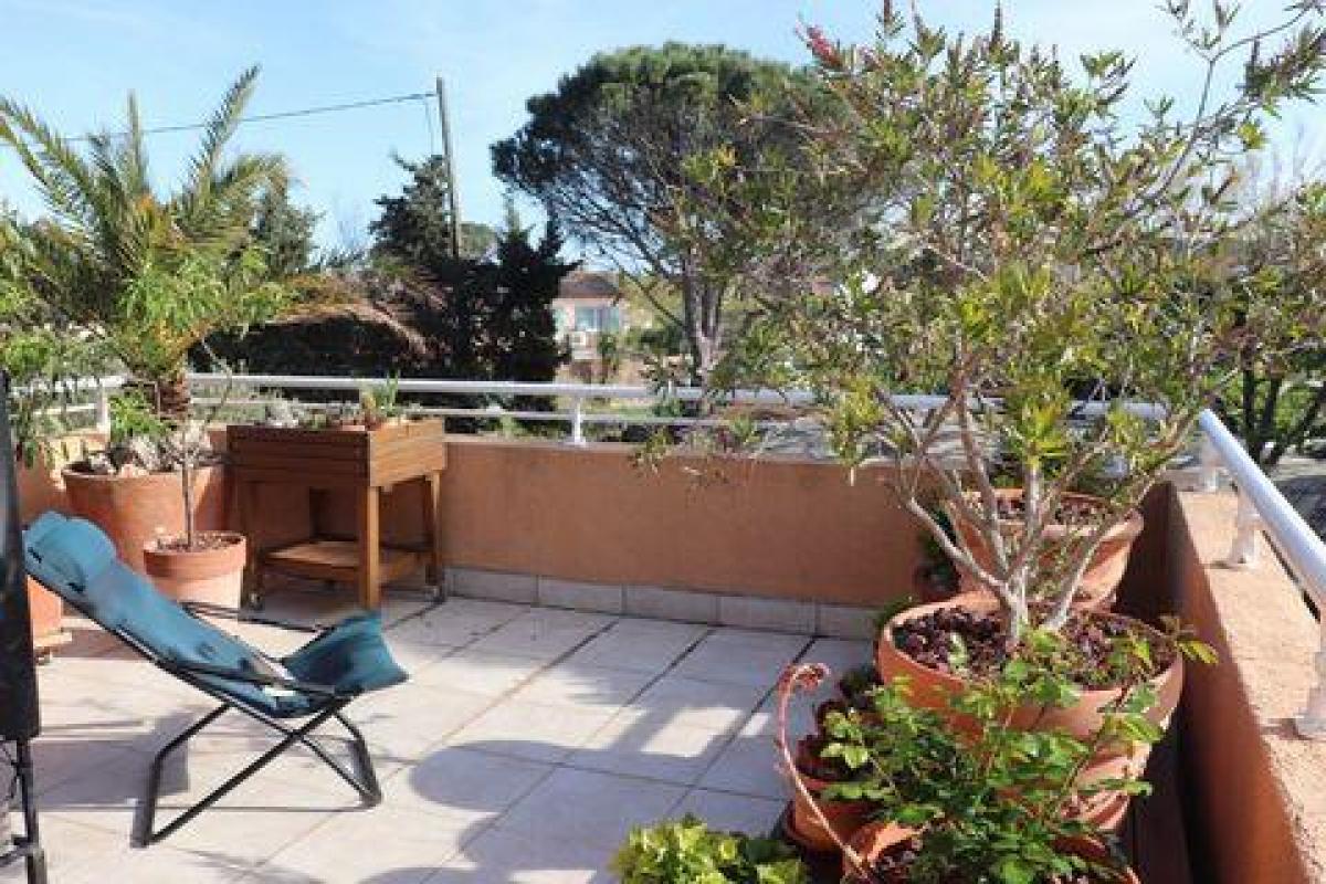 3 chambres Appartement à Fréjus, France No. 5644