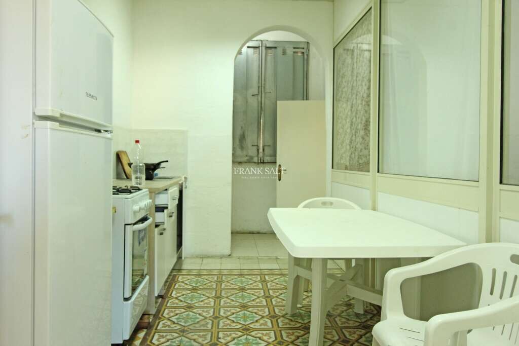 3 bedrooms Townhouse in Marsa, Malta No. 11038