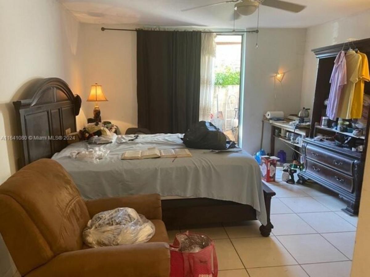 Дом с 3 спальнями в Майами-Гарденс, США № 376807