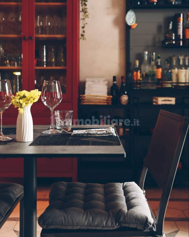 5 rooms Commercial property in Cisternino, Italy No. 252354