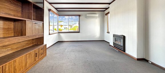 3 chambres Maison à Warrane, Australia No. 924 4