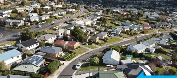 3 chambres Maison à Warrane, Australia No. 924 8