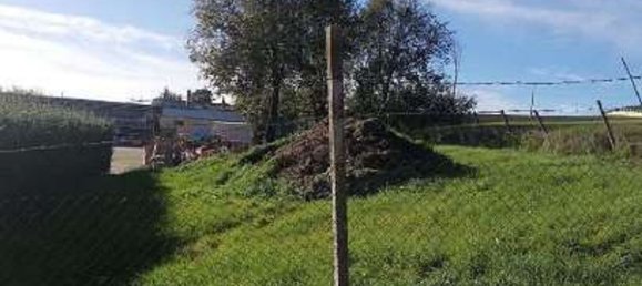 884m² Commercial property in Terre Roveresche, Italy No. 308108 10