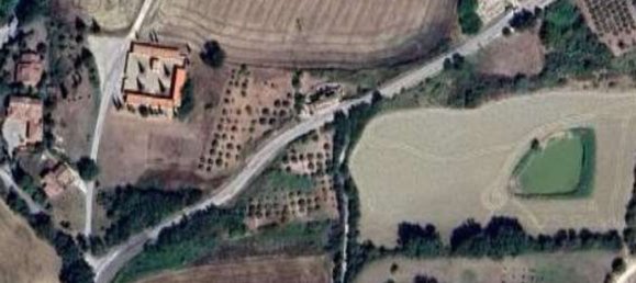 884m² Commercial property in Terre Roveresche, Italy No. 308108 23