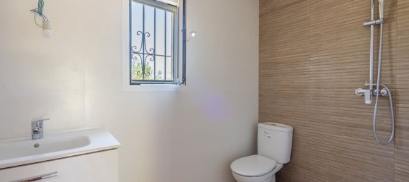 4 غرف نوم منزل في Alicante, Spain رقم 134537 11