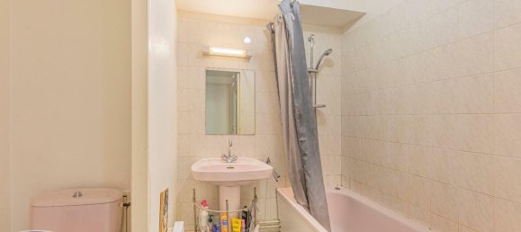 Studio à Tours, France No. 39675 9