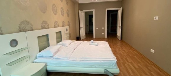 4 bedrooms Apartment in Nasimi, Azerbaijan No. 2085 11