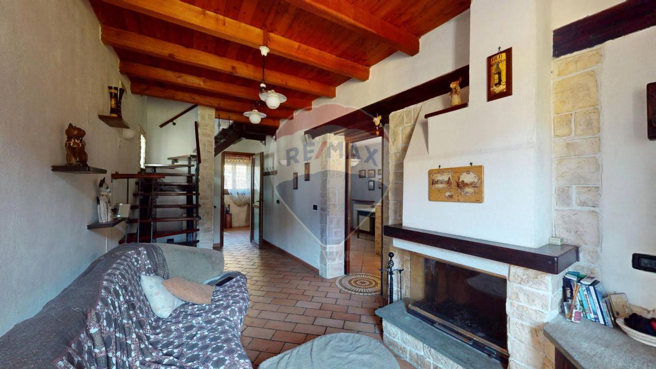 6-salle Appartement à Masone, Italy No. 41975