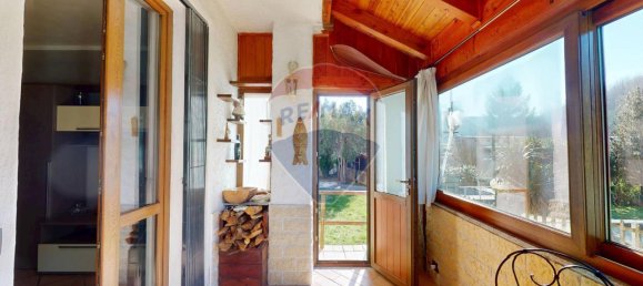 6-salle Appartement à Masone, Italy No. 41975 6