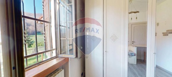 6-salle Appartement à Masone, Italy No. 41975 22