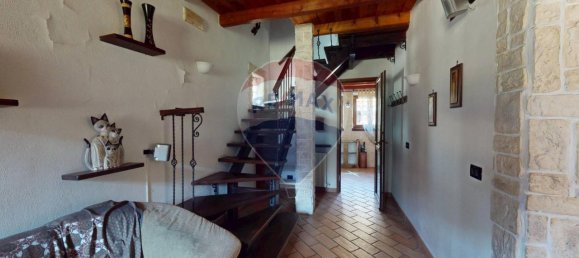 6-salle Appartement à Masone, Italy No. 41975 27