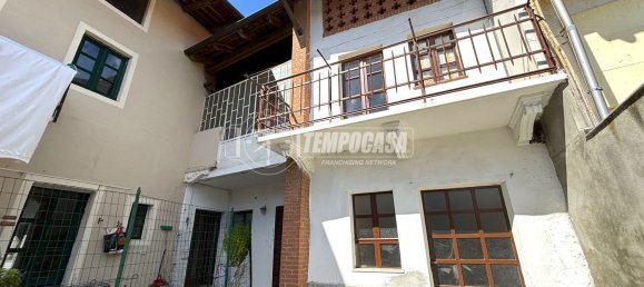 4 bedrooms House in Borgomasino, Italy No. 379758 2