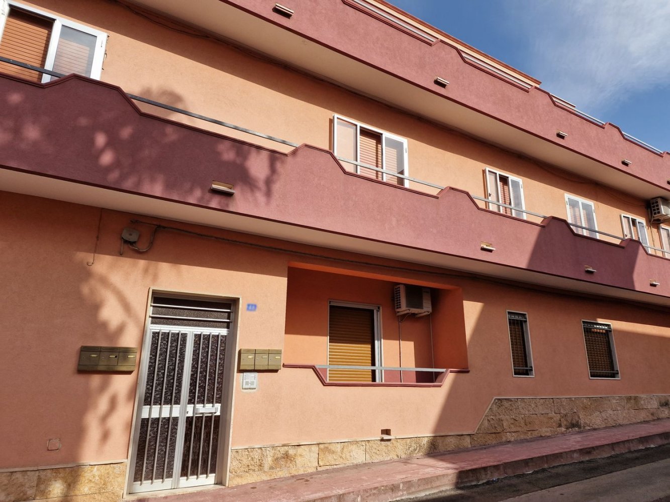 6غرفة شقة في San Giorgio Ionico, Italy رقم 159040