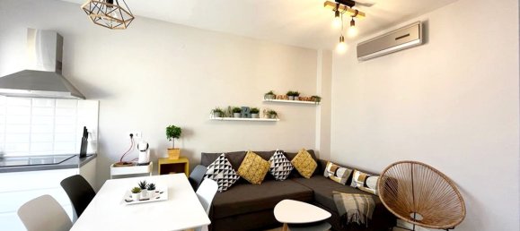 2 bedrooms Penthouse in Fuengirola, Spain No. 48054 3