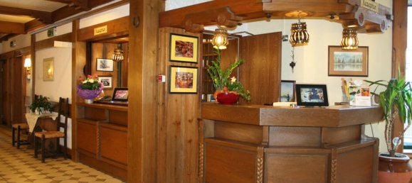 Отель, гостиница с 81 комнатой в Dormagen, Германия № 86681 2