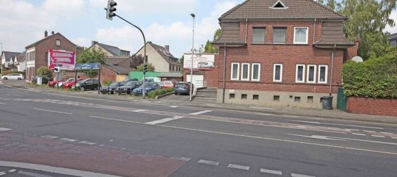 Отель, гостиница с 81 комнатой в Dormagen, Германия № 86681 13