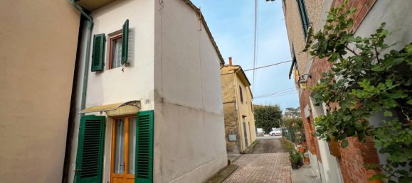 Дом с 7 комнатами в Сан Миниато, Италия № 151906 27