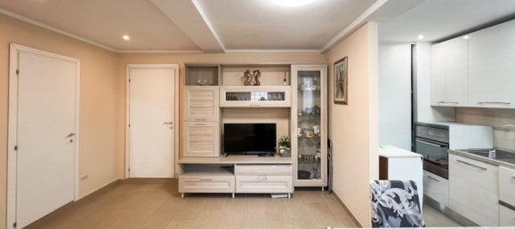 Дом с 7 комнатами в Сан Миниато, Италия № 151906 3