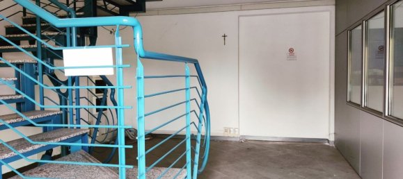 1650m² Warehouse in Montecosaro, Italy No. 170112 10