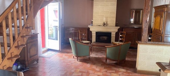 2 bedrooms House in Tournon-Saint-Pierre, France No. 288565 3