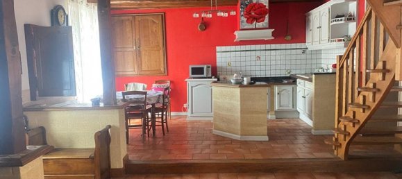 2 bedrooms House in Tournon-Saint-Pierre, France No. 288565 4