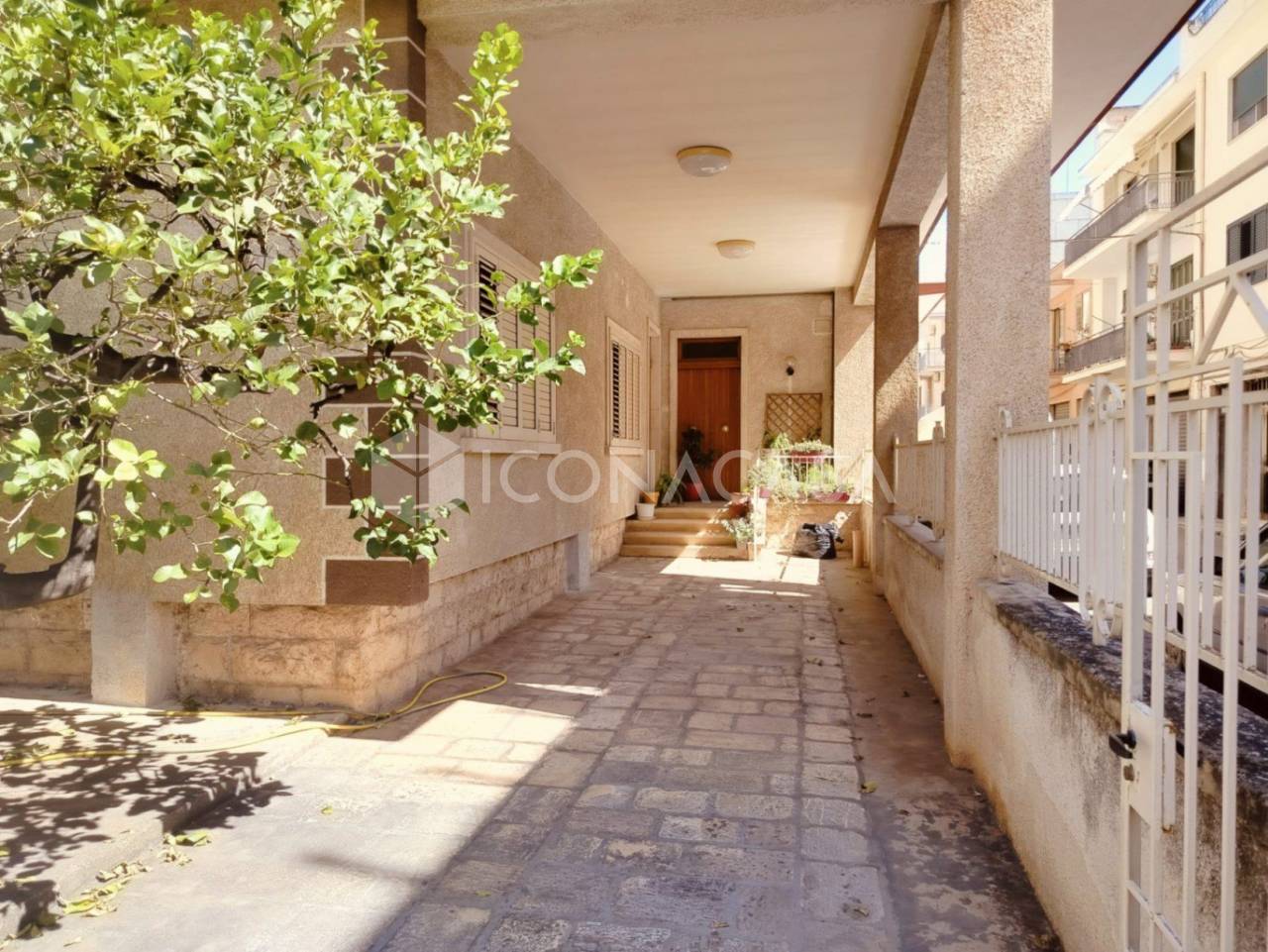 4 rooms House in Conversano, Italy No. 266713
