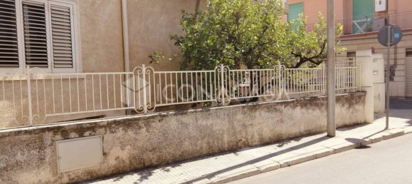 4 rooms House in Conversano, Italy No. 266713 2