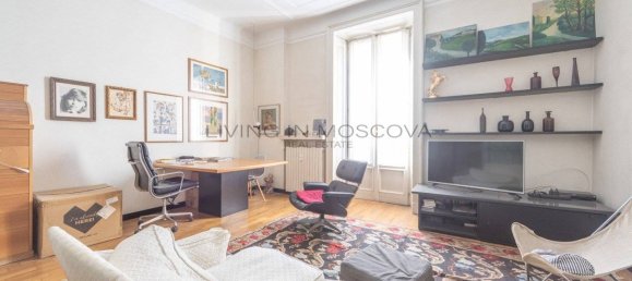 2 bedrooms Apartment in Milan, Italy No. 272606 3