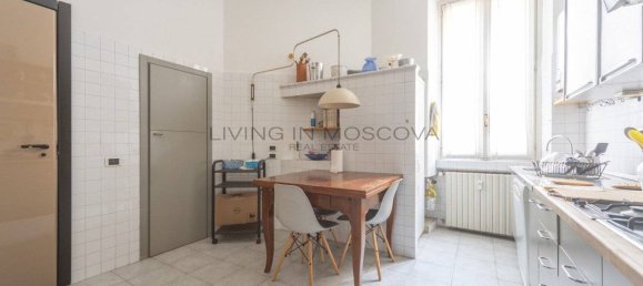 2 bedrooms Apartment in Milan, Italy No. 272606 9