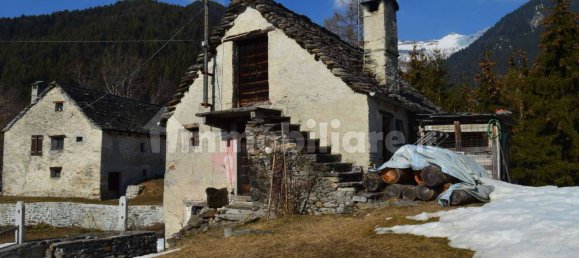 Casa de 2 habitaciónes en Craveggia, Italy No. 85111 2