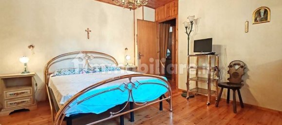 2 Schlafzimmer Villa in Oulx, Italy, Nr. 298181 12